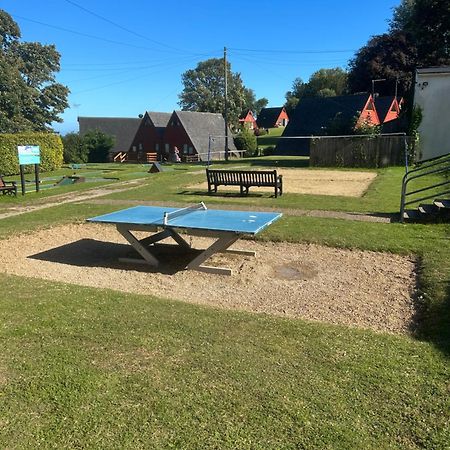 Kingsdown Chalet ディール エクステリア 写真
