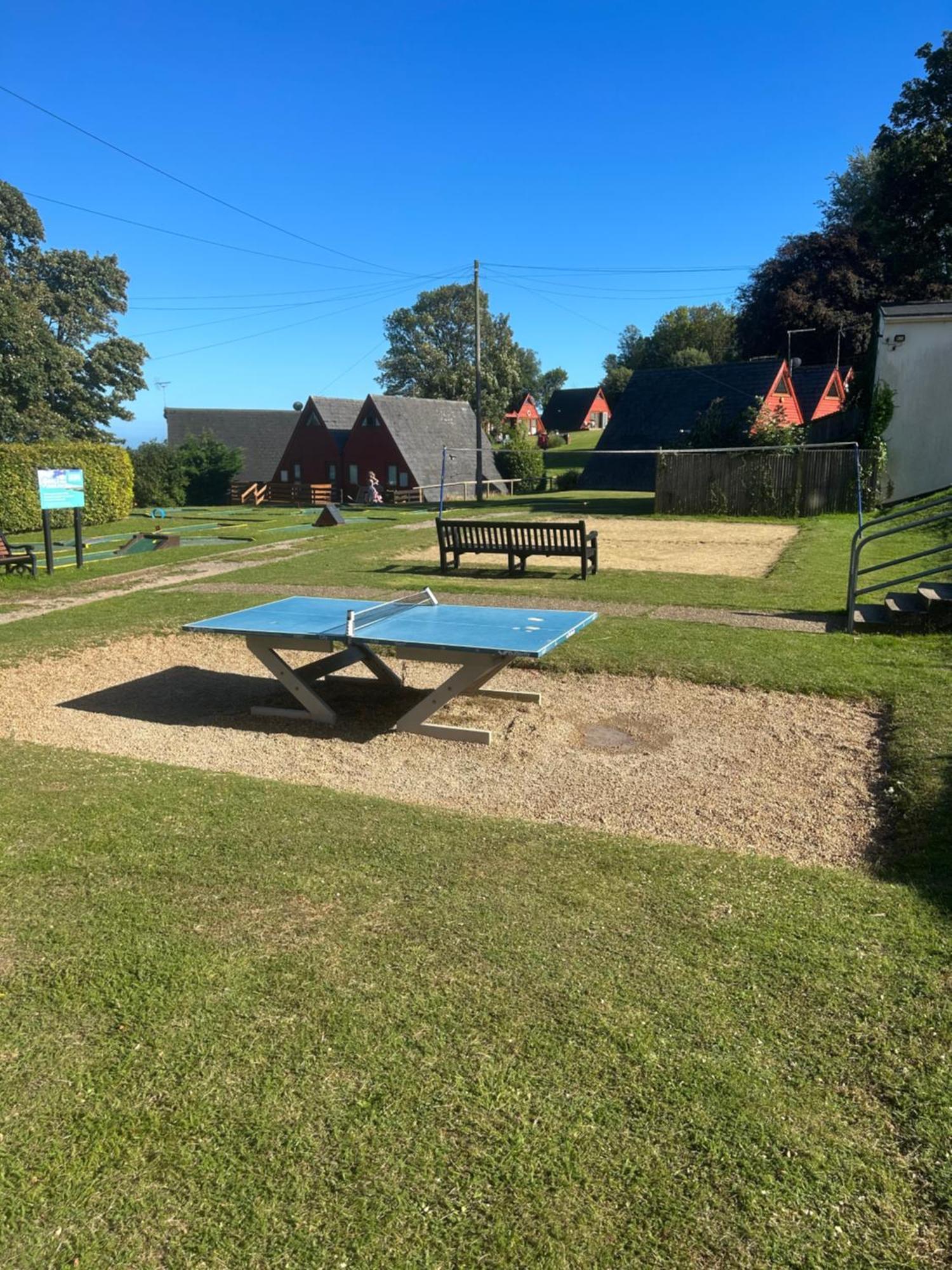 Kingsdown Chalet ディール エクステリア 写真