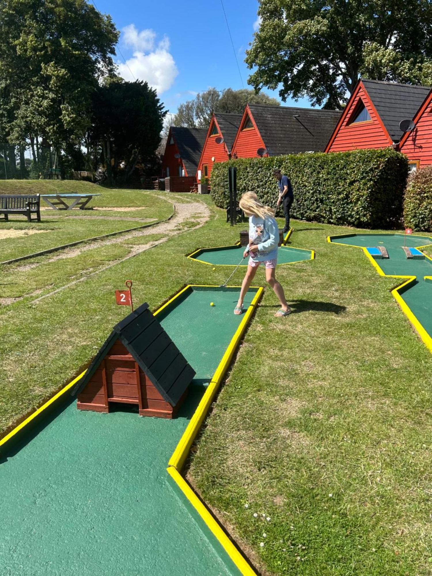 Kingsdown Chalet ディール エクステリア 写真